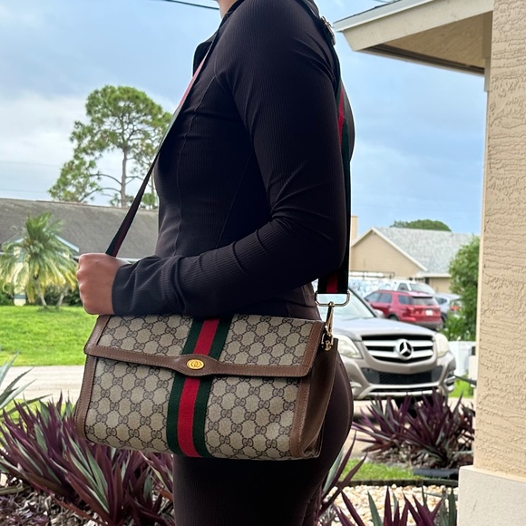 GUCCI GG Clutch Bag Red/Green Sherry Line GG Web PVC Leather Brown Clutch - Picture 10 of 10